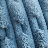 Bianca Modra odeja iz mikropliša 150x200 cm Carved Fur – | Shoptok.si