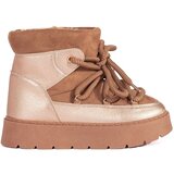 Shelvt Brown lace-up women's snow boots with a thick sole | Shoptok.si