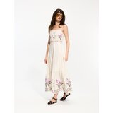 Reserved Izvezena haljina - krem | shoptok.hr