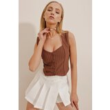 Trend Alaçatı Stili Women's Milk Brown Heart Collar Buttoned Striped Vest | ePonuda.com
