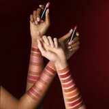 Max Factor Velvet Mattes matirajoča šminka odtenek 05 Nude 3.4 g | Shoptok.si