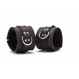 DEVIL STICKS Hand Cuffs 049 Black Cene