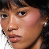 MAC Cosmetics Skinfinish Colourstruck rdečilo odtenek Desert Rose 4.5 g | Shoptok.si