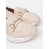 Shelvt Light beige loafers with a decorative gold element | ePonuda.com