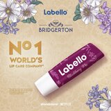 Labello Bridgerton Blackberry Pie hidratantni balzam za toniranje usana 4.8 g | shoptok.hr