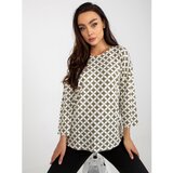 Fashion Hunters Beige and white blouse with a print and 3/4 RUE PARIS sleeves Cene