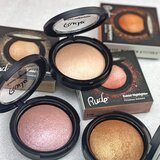 Rude Cosmetics Baked Highlighter kompaktni highlighter u prahu nijansa All Eyes On Me 7 g | shoptok.hr