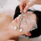 Crystallove Lift & Sculpt pripomoček za masažo za obraz 1 kos | Shoptok.si