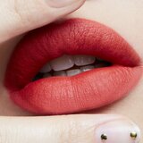 Mac Retro Matte šminka z mat učinkom klasično rdečilo za ustnice šminka 3 g odtenek 702 Dangerous za ženske | Shoptok.si