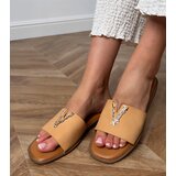 Gemre Beige flip-flops with a gold ornament Flavis | Shoptok.si