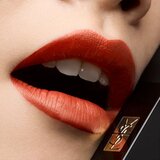Yves Saint Laurent Rouge Pur Couture The Slim Velvet Radical tanka matirajoča šminka z usnjenim učinkom odtenek 305 | Shoptok.si