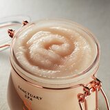Sanctuary Spa Signature Natural Oils solni piling za prehrano in hidracijo 650 g | Shoptok.si
