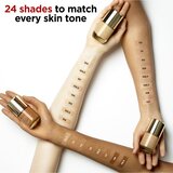 Clarins Everlasting Youth Fluid Foundation posvjetljujući puder SPF 15 nijansa 110 Honey 30 ml | shoptok.hr