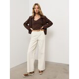 Sinsay Jeans širokih nogavica srednjeg struka s pojasom | shoptok.hr