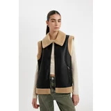 Defacto Water Repellent Regular Fit Faux Für Faux Leather Vest