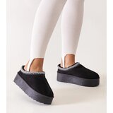 Gemre Black embroidered slippers on a high platform Luanela | Shoptok.si