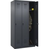 C+P Garderobna omara Evolo PLUS, 3 deli, sive barve, Š 900 mm, talni drsniki, vrtljiv zapah | Shoptok.si
