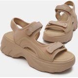 Sinsay Sandale na platformi s čičkom | shoptok.hr