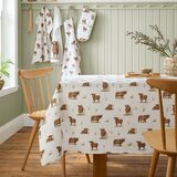 Catherine Lansfield Bombažen namizni prt 137x229 cm Angus Highland Cow – | Shoptok.si