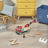 Janod BricoKids – Avto iz lesa in set za sestavljanje – Gasilci – 45 kosov | Shoptok.si