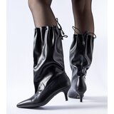 Gemre Black low-heeled boots Deserres | Shoptok.si