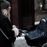 Stokke Dodatek rokavice za na voziček Mittens onyx black | Shoptok.si