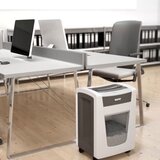 Leitz Uničevalnik dokumentov IQ Office Pro (4 x 40 mm), P-4 | Shoptok.si