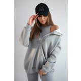 Kesi Set of 3-in-1 sweatshirt, top and leggings in gray | Shoptok.si