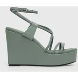 Calvin Klein Usnjeni sandali WEDGE zelena barva, HW0HW01952