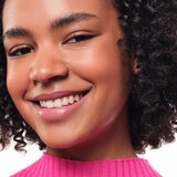 Essence Satin Glow Luminous Shine Ruž za usne 02 Blushin It | ePonuda.com