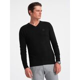Ombre Elegant men's sweater with a v-neck - black Cene
