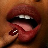 MAC Cosmetics Powder Kiss Lipstick matirajoča šminka odtenek Marrakesh-Mere 3 g | Shoptok.si