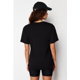 Trendyol Pletena majica s ispisom Boyfriend crna | crvena | ePonuda.com