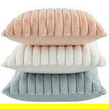 Mömax Krznena Blazina Maudi | Shoptok.si