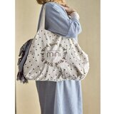 Bloomingville Mini Bombažna nakupovalna vrečka Charlie – | Shoptok.si