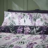 Catherine Lansfield Bela/vijolična podaljšana posteljnina za zakonsko posteljo 230x220 cm Wisteria Floral – | Shoptok.si