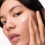 Catrice Glass Like Pearl Primer posvjetljujući primer s hidratantnim učinkom nijansa 010 Pearlfection 30 ml | shoptok.hr