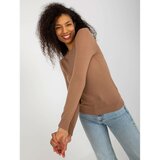 Fashion Hunters Camel smooth classic sweater with a round neckline Cene