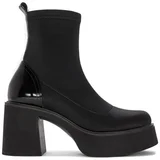 Gležnjarji 843120600BLACK Črna