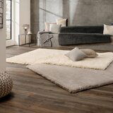 Novel PREPROGA Z VISOKIM FLOROM Yogi 140/200 cm bež | Shoptok.si