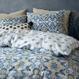 Pineapple Elephant Plava/krem posteljina za krevet za jednu osobu 135x200 cm Inara Ikat – | shoptok.hr
