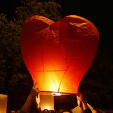 Džinovski ljubavni lampion