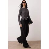 TRENDYOLMILLA ženska bluza Twoaw26Bz00040, Siva-Antracit | Eponuda.com