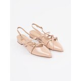 GOODIN Beige patent leather pumps with gold accessories | Shoptok.si