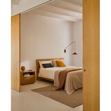 Kave Home Noćni ormarić u dekoru hrasta u prirodnoj boji Helvine – | shoptok.hr