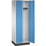 C+P Jeklena garderobna omara INTRO, širina 620 mm, 2 predelka, korpus svetlo siv, vrata svetlo modra | Shoptok.si