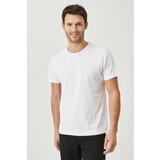 AC&Co / Altınyıldız Classics Men's White 100% Cotton Slim Fit Slim Fit Crewneck Short Sleeved T-Shirt. Cene