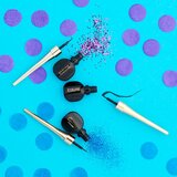 Eveline Celebrities tekoče črtalo za oči odtenek Black 3 ml | Shoptok.si