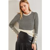 Bianco Lucci Women's Striped Knitwear Sweater with Buttons Cene