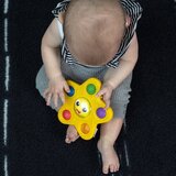 BABY EINSTEIN Pop & Glow Starfish aktivna igračka 6 m+ 1 kom | shoptok.hr